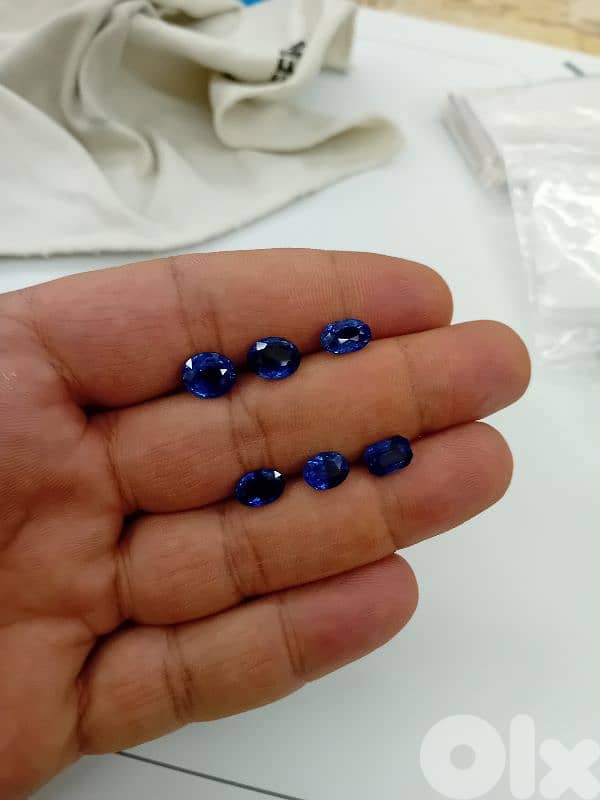 natural emerald , sapphire 2