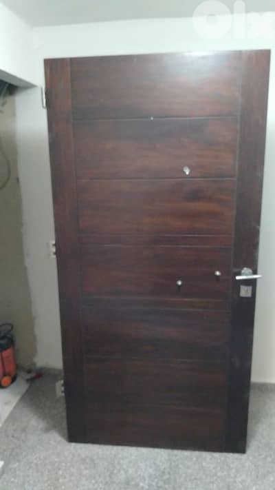 Main door for sale in great condition