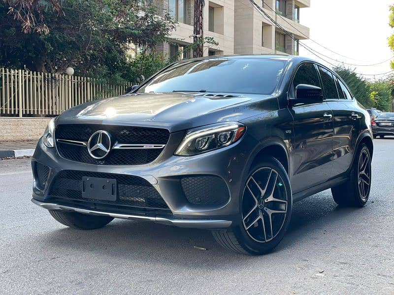 مرسيدس بنز جي ال إي - كلاس 2017 0