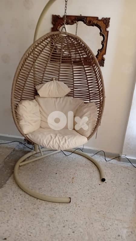 مرجوحة شبه جديدة مرتبة ونظيفة 0