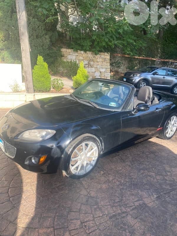 Mazda Miata / MX-5 2011 0