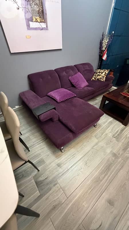 4 seats elegant couch / sofa 0