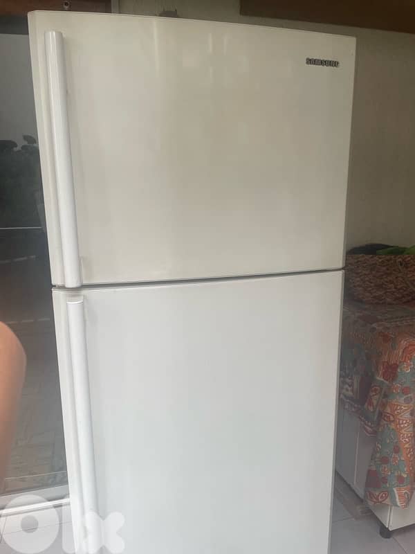 براد و ثلاجة Samsung  حالة ممتازة 3