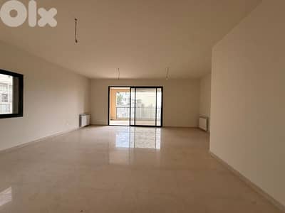 Jal el Dib 190 sqm | Prime location | Balcony