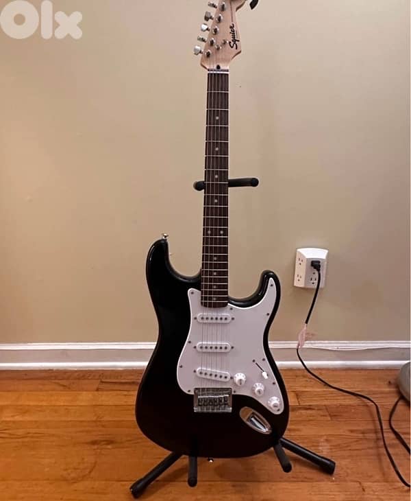 Squier Debut Strat + NUX Headphone Amp - Verified 2025 Model 0