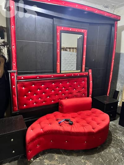 غرفة نوم كاملة مستعملة شبه جديدة