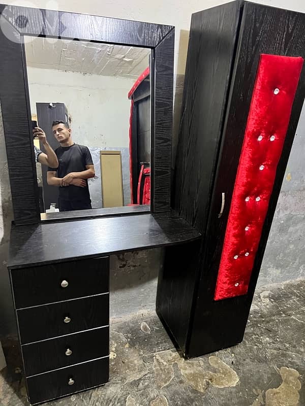 غرفة نوم كاملة مستعملة شبه جديدة 3