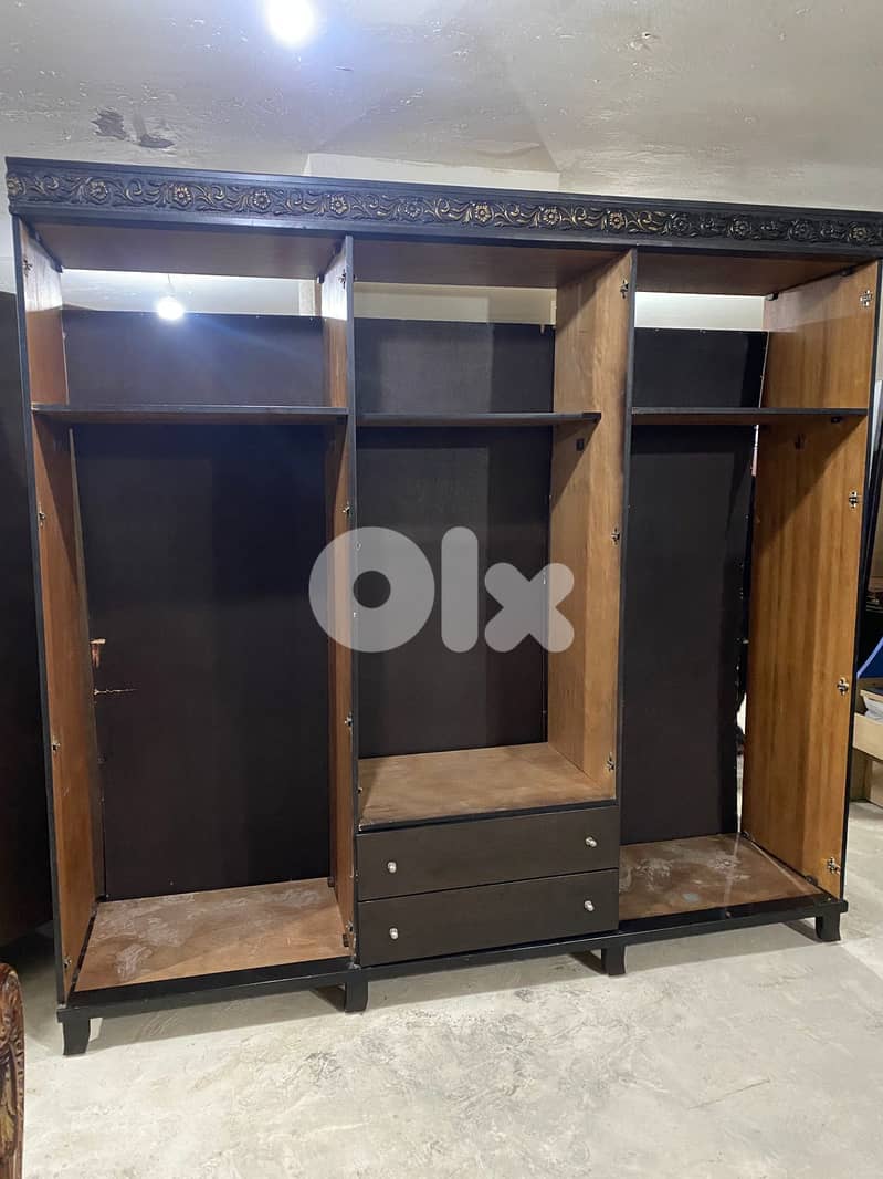 اوضة نوم شغل توصاية خشب زان ولاتي ملبسة قشرة 5