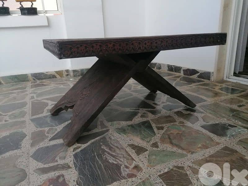 طاولة خشب سوبر فخامة 2