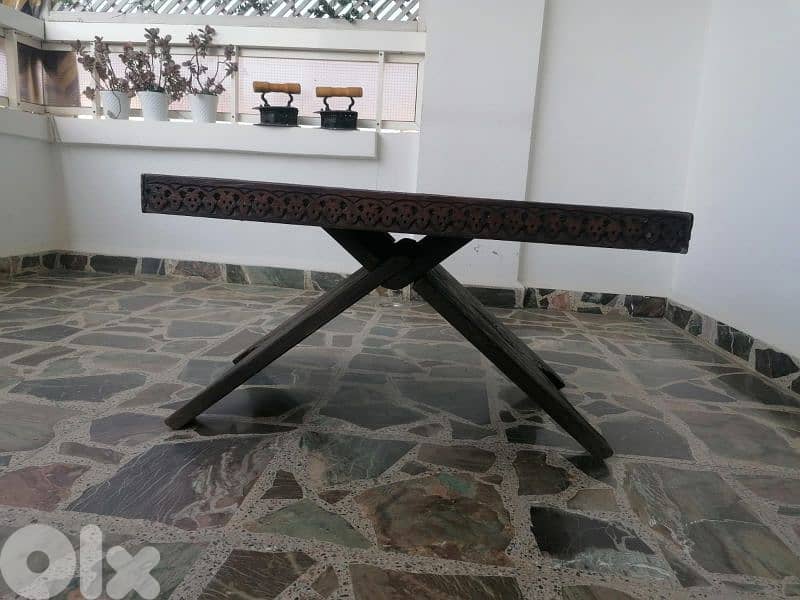 طاولة خشب سوبر فخامة 3