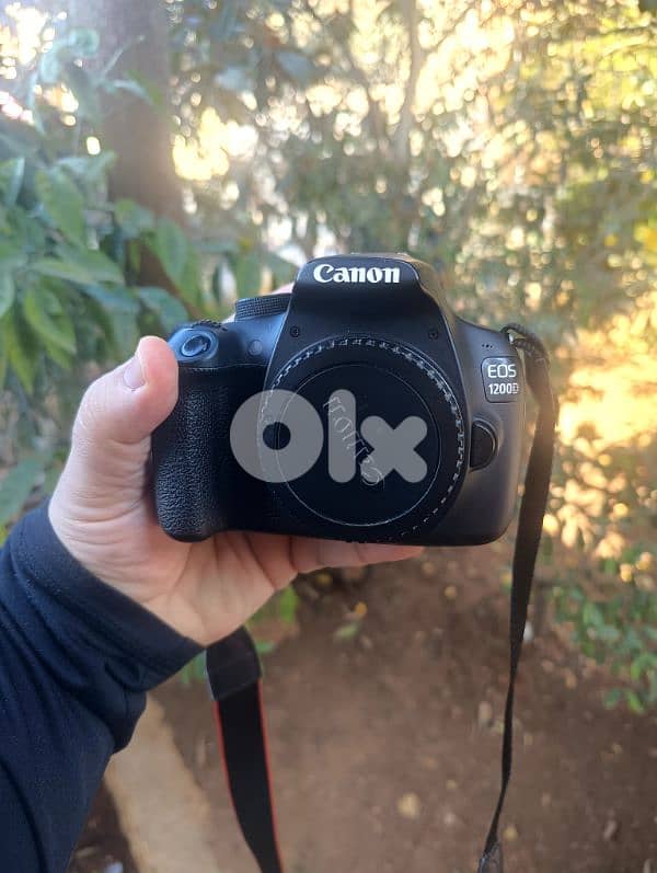 canon 1200D 2