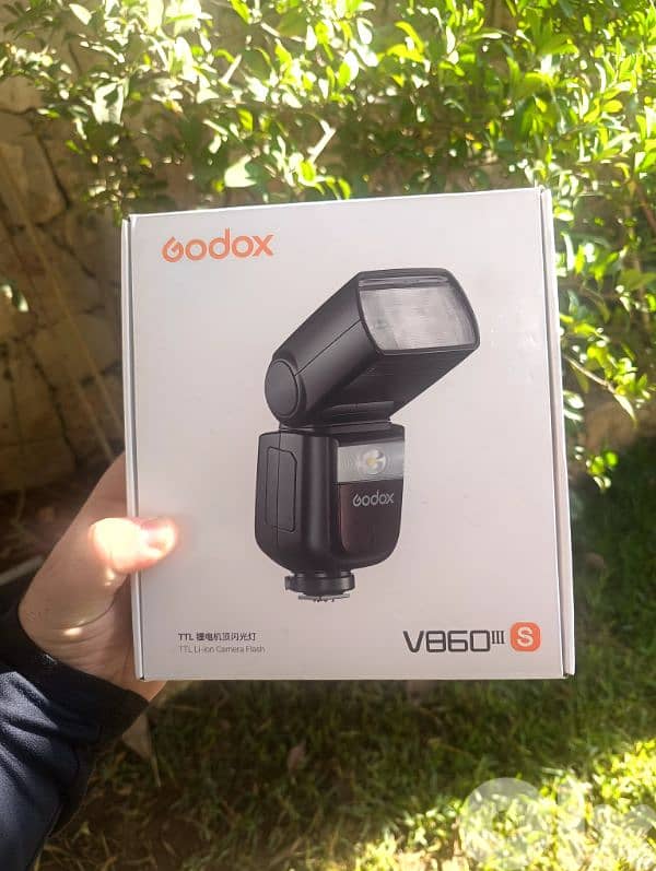 godox V860 mark III for Sony + 2 battery 0