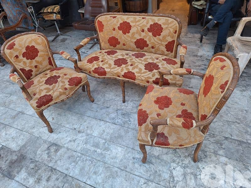 طقم صالون مميز ناعم خارق النظافة خشب زين سعر لقطة 1