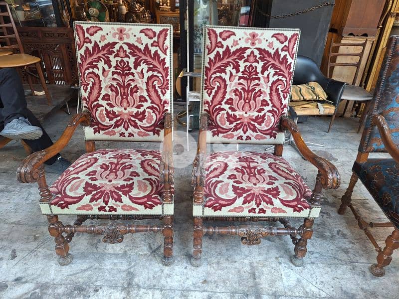 كنب فوتوي برجير عدد٢ ضهر عالي قماش اوبيسون حياكة يد فرنسي انتيك 3