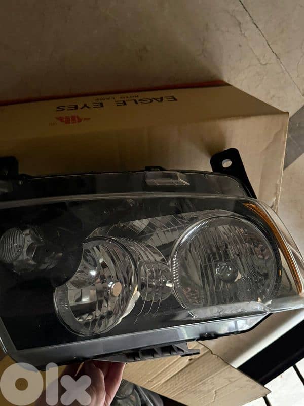 Cherokee front light eagle eyes 4