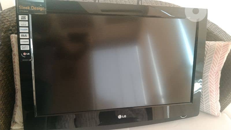 like new LG tv used rarely 0