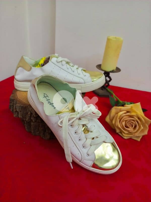 أحذية نسائية قياسات و اشكال مختلغة ماركات 2