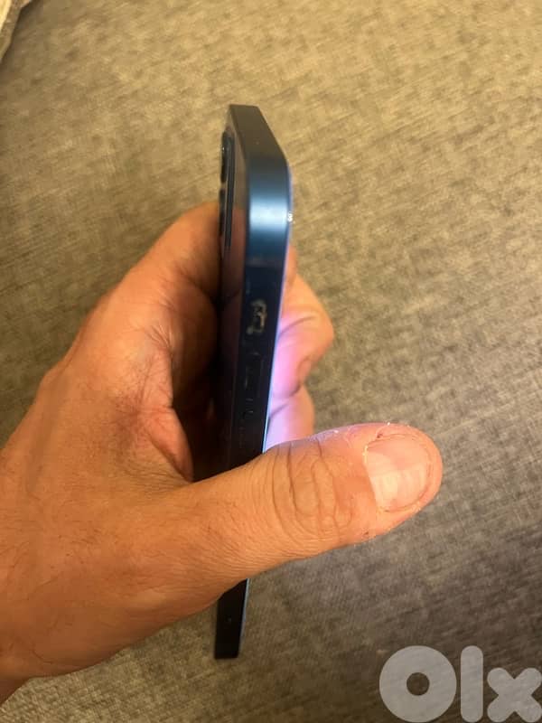 iphone 12 128 like new 3