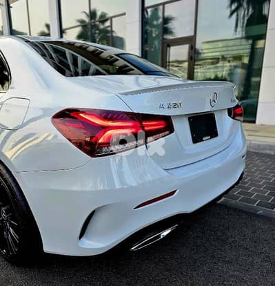 Mercedes-Benz 200 Series 2020