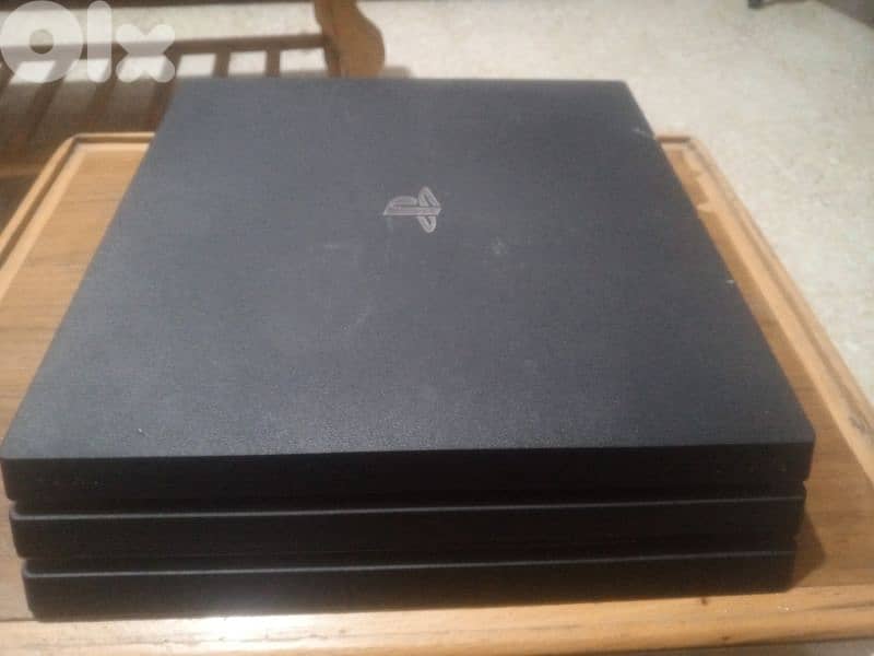 PS4 slim 2