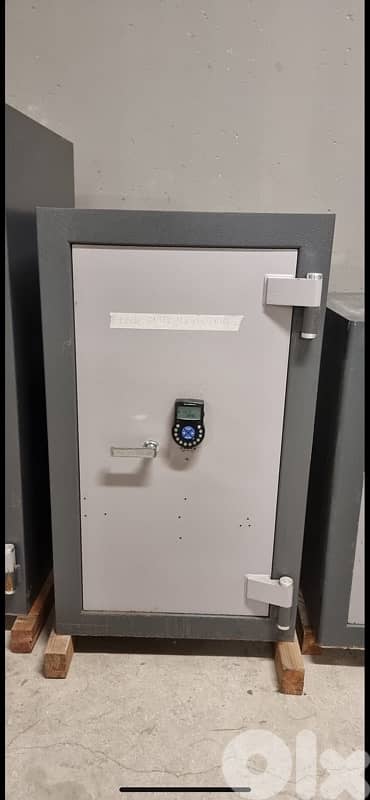 robberechts type 5 safe خزنة 0