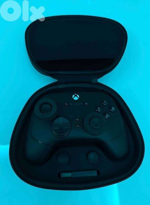 Razer Wolverine V3 Pro Controller for PC / Xbox 1