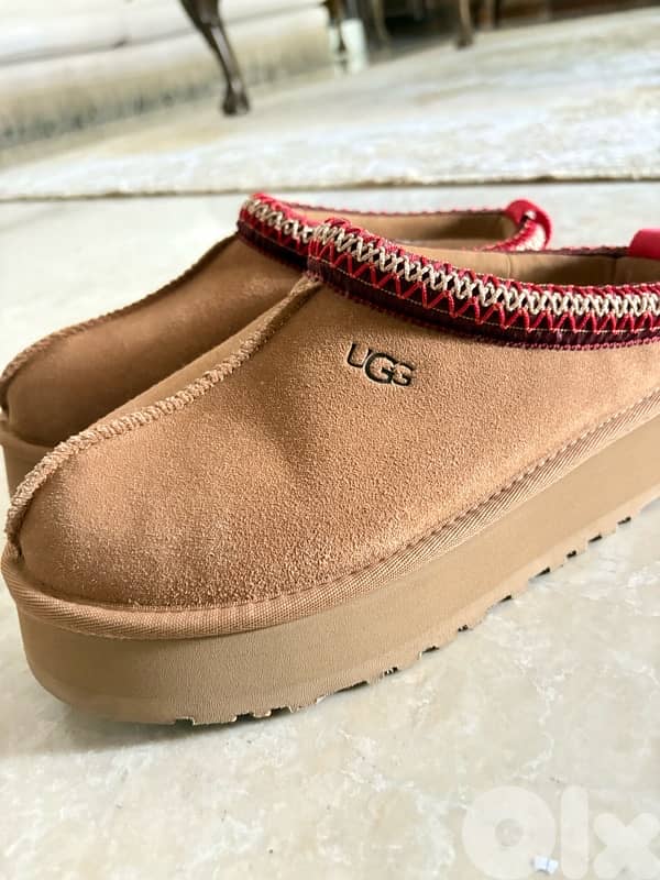 UGG Women’s Tazz || Slipper 2