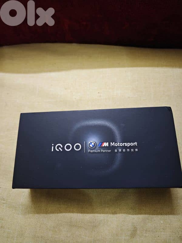 iQoo13 512G 32Ram 5G Chinese version full Arabic  Brand new / Not used 2