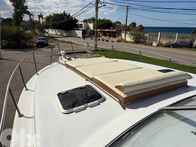 Rinker 310 Fiesta Vee fully renovated in 2025 $39,000 4