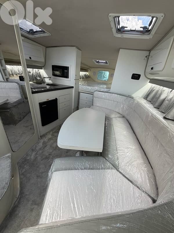 Rinker 310 Fiesta Vee fully renovated in 2025 $39,000 7