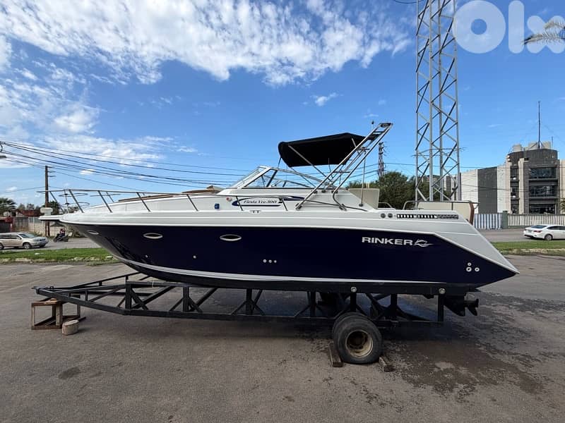 Rinker 310 Fiesta Vee fully renovated in 2025 $39,000 12