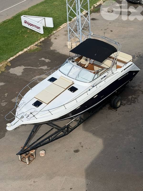 Rinker 310 Fiesta Vee fully renovated in 2025 $39,000 16