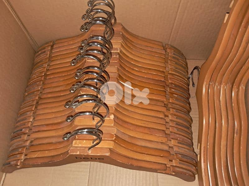 تعاليق خشب اصليات كتير تقال ومرتبين 3