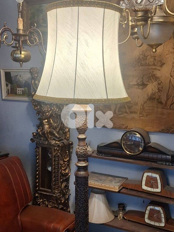 antique massif wood handmade floor lamp 2