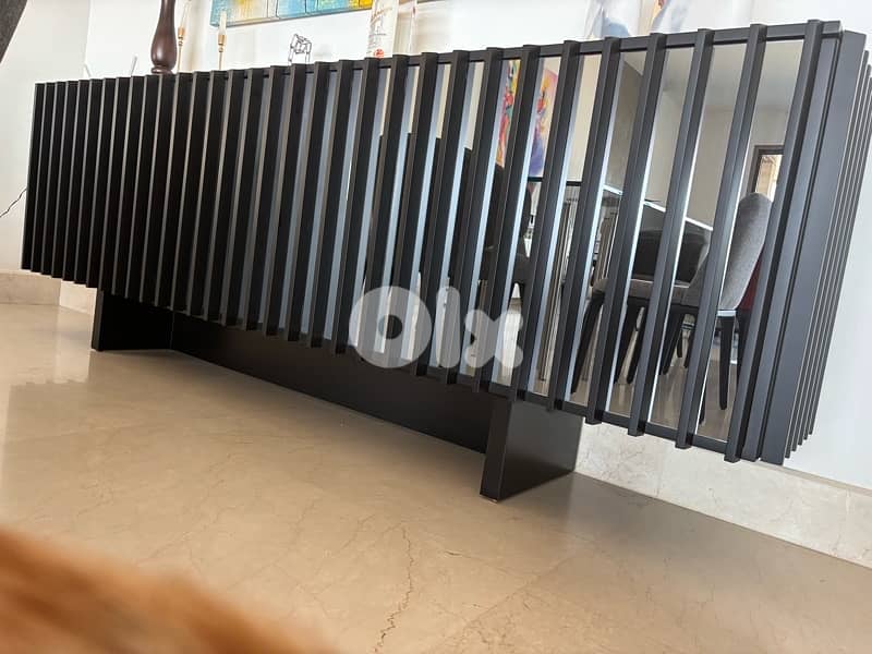 stunning gorgeous buffet 3