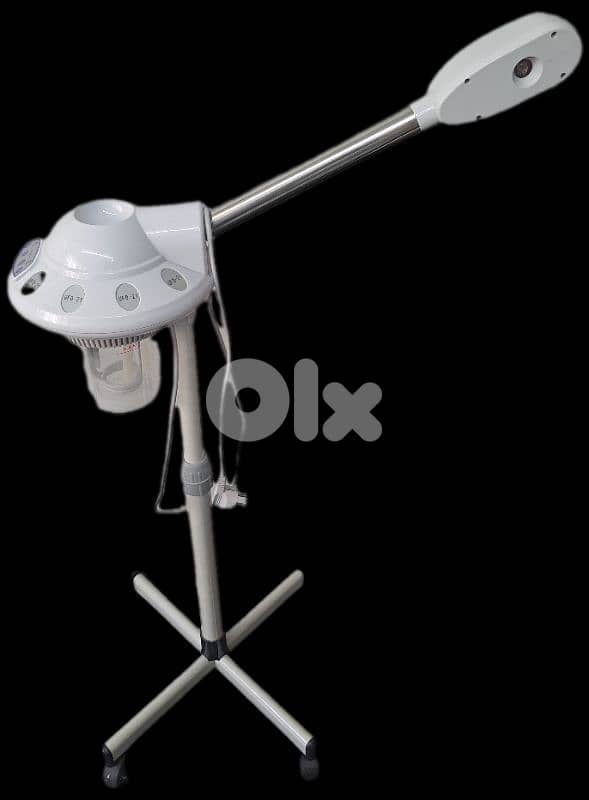 nail shop furniture & accessories for saleعفش محل للعناية بالاظافر بيع 2