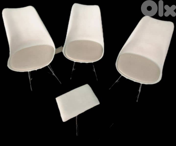 nail shop furniture & accessories for saleعفش محل للعناية بالاظافر بيع 6