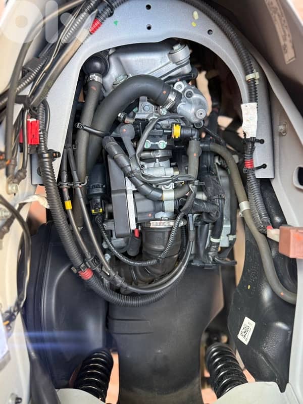 vespa GTS 300 Super 3