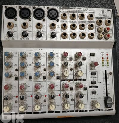 Mixer Behringer UB 1202