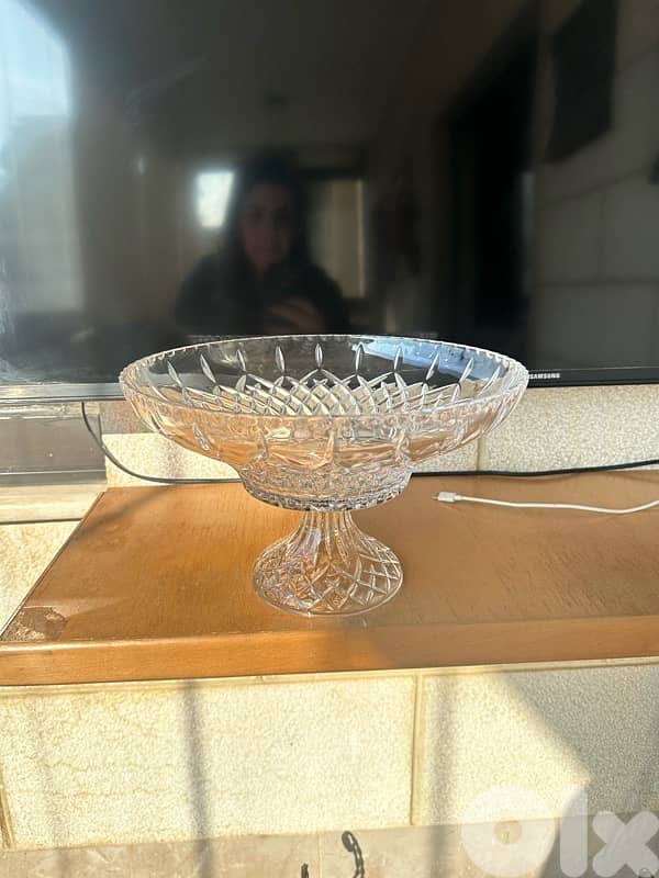 2 crystal bowls 2