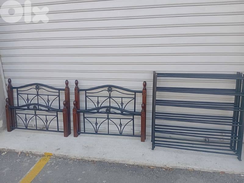 تخوتي اوروبي شبه جديد مفرد 0