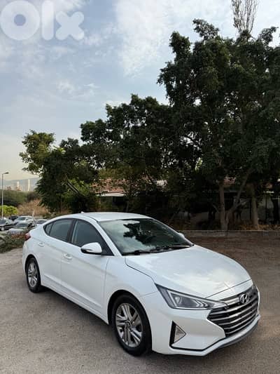 Hyundai Elantra 2019