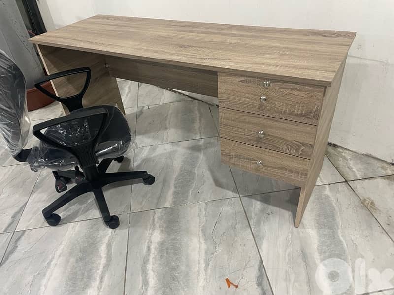 مكتب جديد من المعمل بافضل الاسعار 1