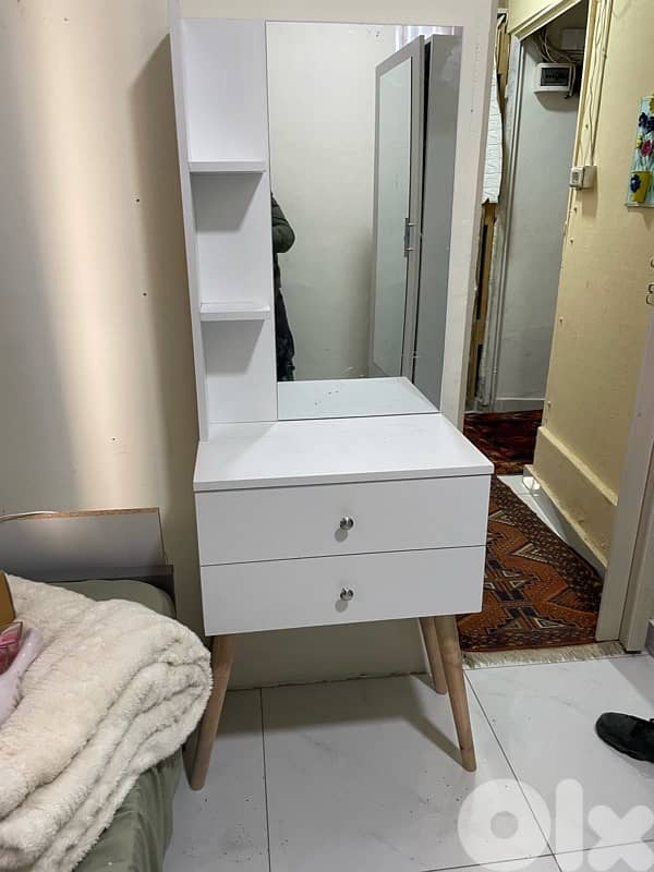 شفنيرة مع مراية حجم صغير جديدة من المعمل بافضل الاسعار 1