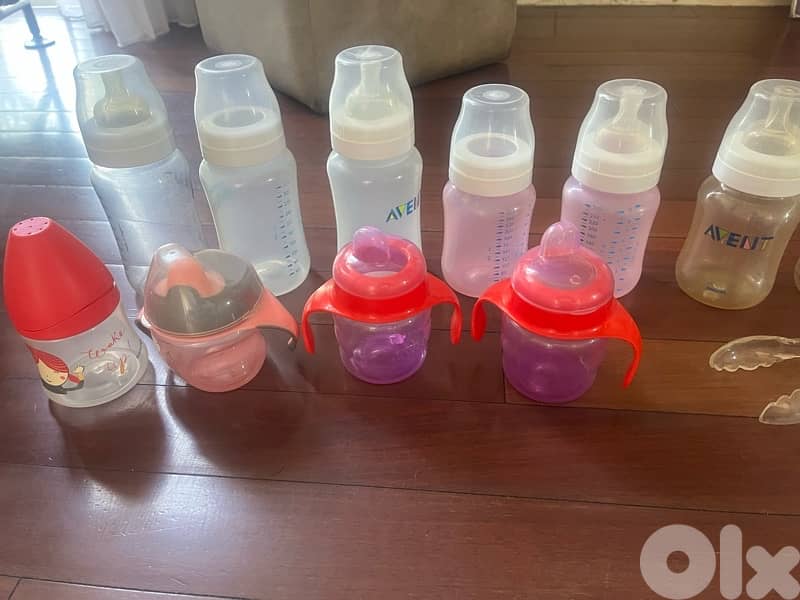 Selection of Avent Bottles for milkfeeding 0