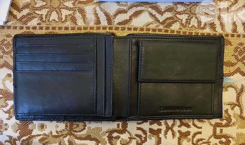 black wallet 1