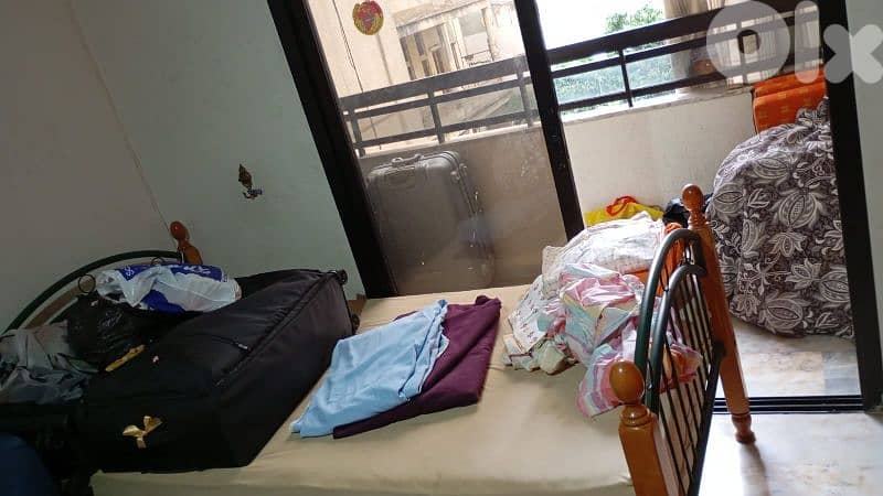 غرفه نوم كاملة ب ٣٠٠$ 0