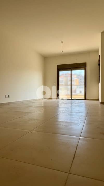 Apartment For Sale In Hboub Main Road,  شقة للبيع ٣ نوم