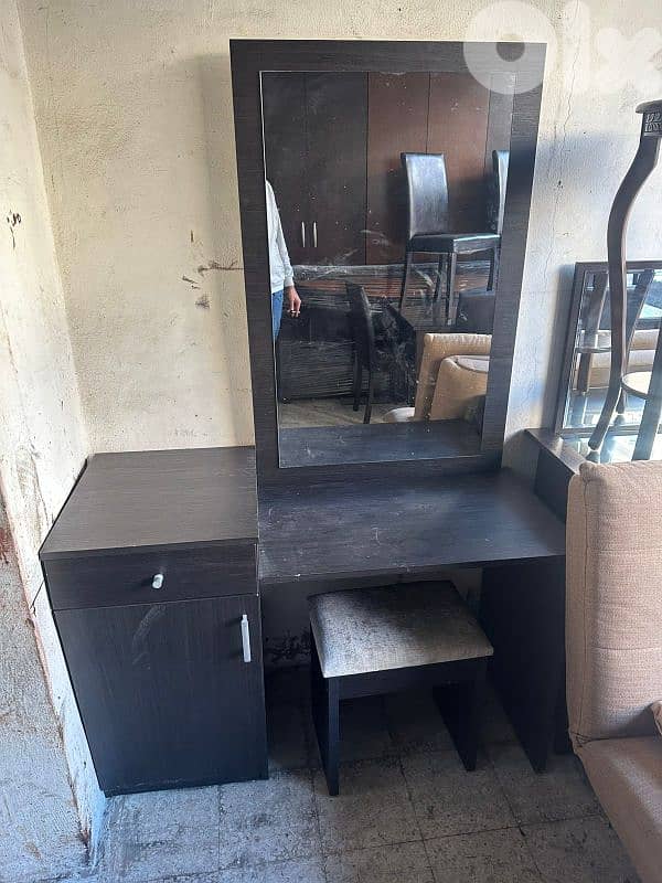 شفنيرة شغل مبلي توب مع مرايا وكرسي 2