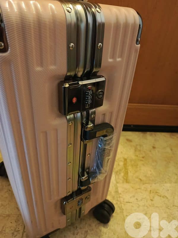 TravelPro 50% OFF suitcase Carry on luggage 1